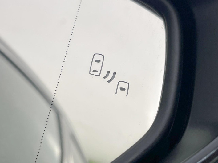 2024 Lexus LBX 6AA-MAYH15 (UW-69f1f7710a04a)[24]