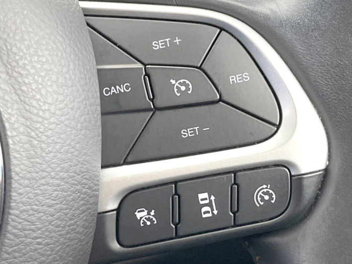 2018 Chrysler Jeep Compass ABA-M624 (UW-69f1f7732b317)[20]