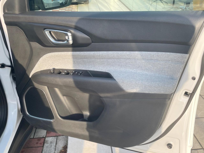 2023 Chrysler Jeep Compass 3BA-M624 (UW-69f1f7734ce85)[8]