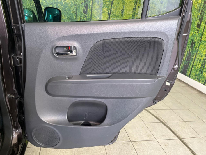 2013 Suzuki MR Wagon DBA-MF33S (UW-69f1f7736e2e2)[22]