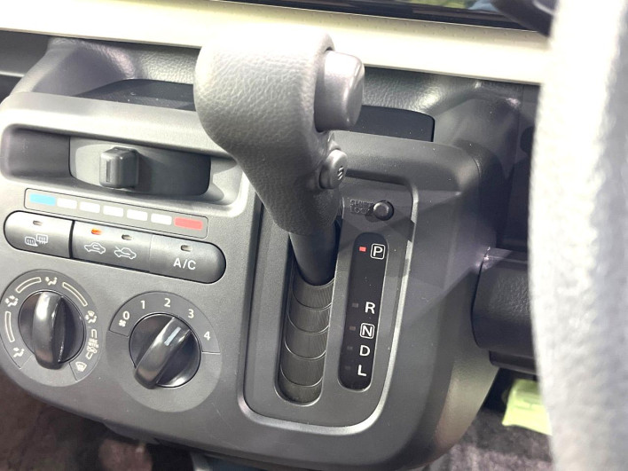 2013 Nissan Moco DBA-MG33S (UW-69f1f775782b8)[23]