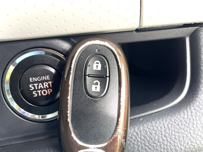 2013 Nissan Moco DBA-MG33S (UW-69f1f775782b8)[14]