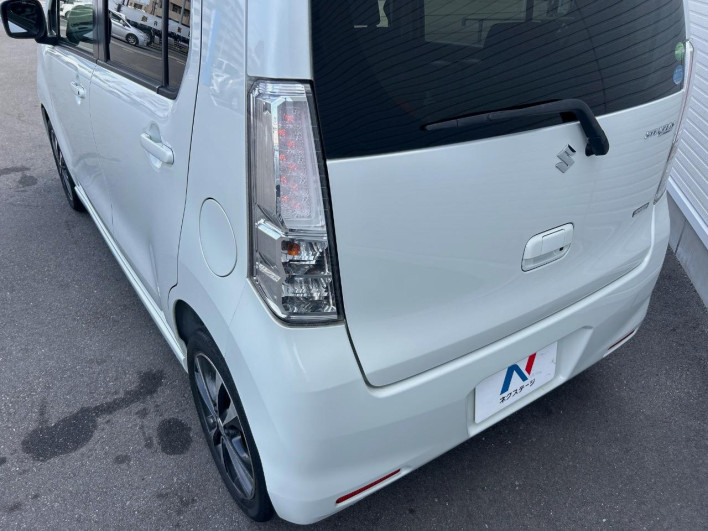 2013 Suzuki Wagon R Stingray DBA-MH34S (UW-69f1f777e8aa7)[13]