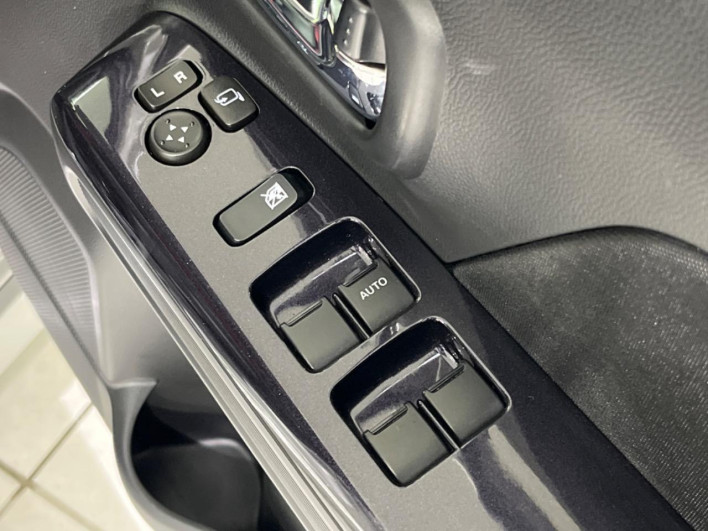 2020 Suzuki Wagon R Stingray 4AA-MH55S (UW-69f1f77914e98)[25]