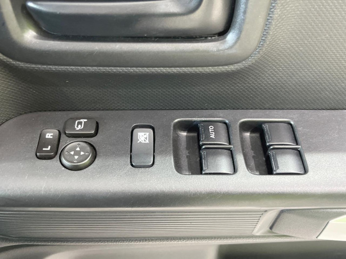 2020 Suzuki Spacia Gear DAA-MK53S (UW-69f1f77fe59ed)[17]