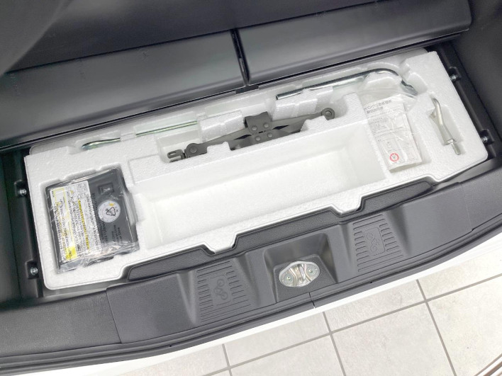 2020 Suzuki Spacia Custom 4AA-MK53S (UW-69f1f7801e861)[26]