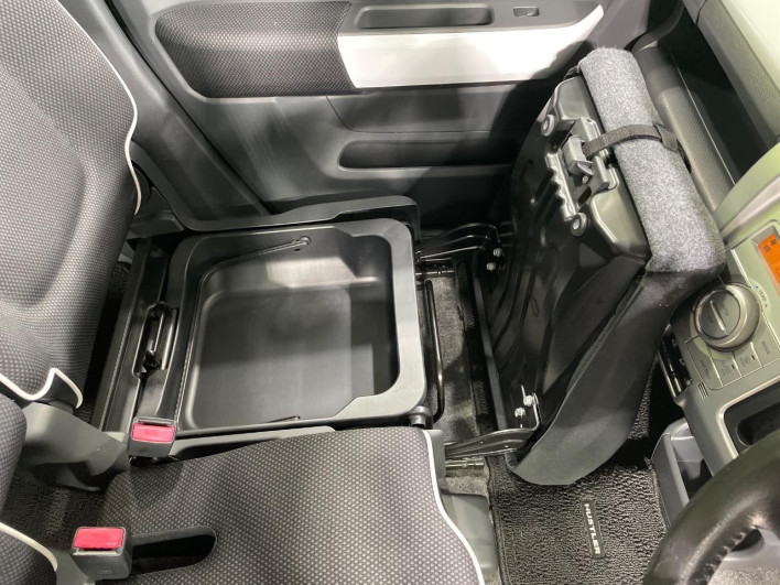 2014 Suzuki Hustler DBA-MR31S (UW-69f1f7846a176)[19]