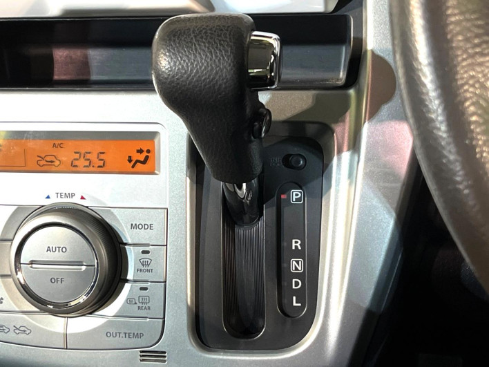 2015 Suzuki Hustler DAA-MR41S (UW-69f1f78502de5)[17]