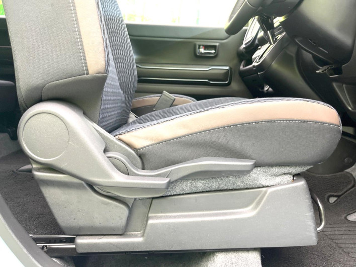 2021 Suzuki Hustler 4AA-MR52S (UW-69f1f78a04abd)[18]