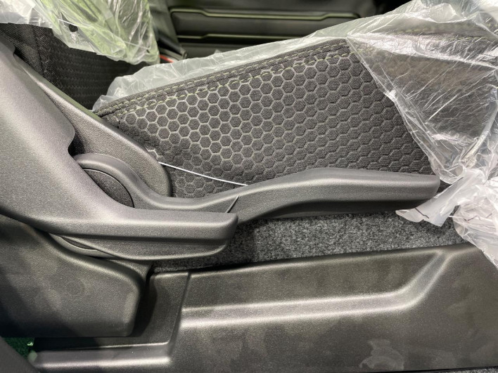 2024 Suzuki Hustler 5AA-MR92S (UW-69f1f7912f2f5)[25]