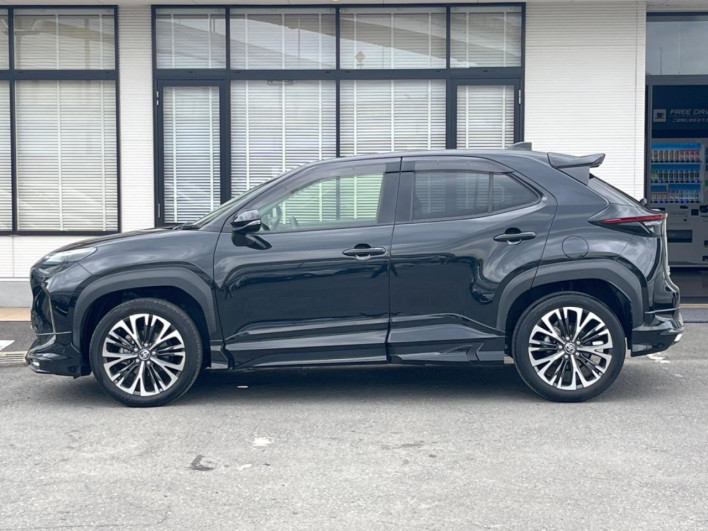 2022 Toyota Yaris Cross 6AA-MXPJ10 (UW-69f1f79db5e23)[25]