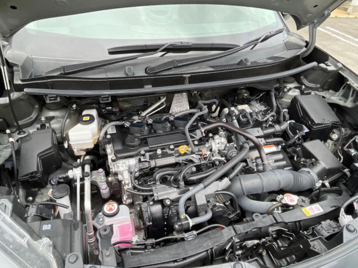 2022 Toyota Yaris Cross 6AA-MXPJ10 (UW-69f1f79db5e23)[8]