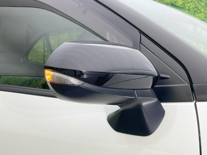 2021 Toyota Yaris Cross 6AA-MXPJ10 (UW-69f1f79e92277)[5]