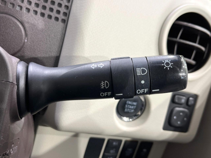 2017 Toyota Porte DBA-NCP145 (UW-69f1f7b090b86)[29]