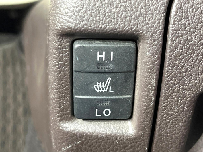 2017 Toyota Porte DBA-NCP145 (UW-69f1f7b090b86)[21]