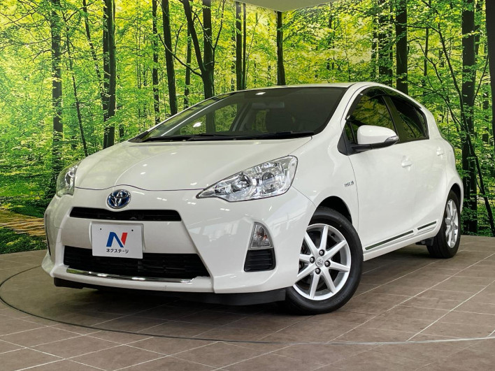 2012 Toyota Aqua DAA-NHP10 (UW-69f1f7b160465)[0]