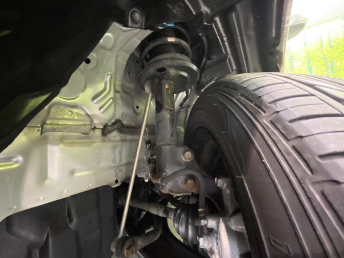 2013 Toyota Aqua DAA-NHP10 (UW-69f1f7b16da17)[16]
