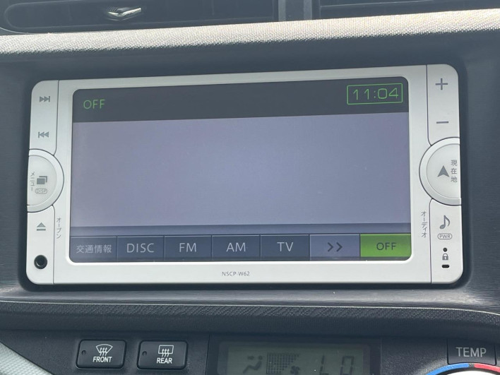 2014 Toyota Aqua DAA-NHP10 (UW-69f1f7b2aaff3)[8]
