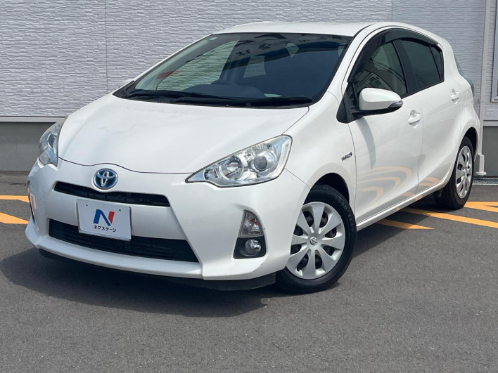 2014 Toyota Aqua DAA-NHP10 (UW-69f1f7b2aaff3)[0]