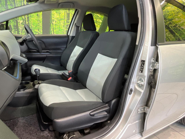 2014 Toyota Aqua DAA-NHP10 (UW-69f1f7b2b6718)[11]