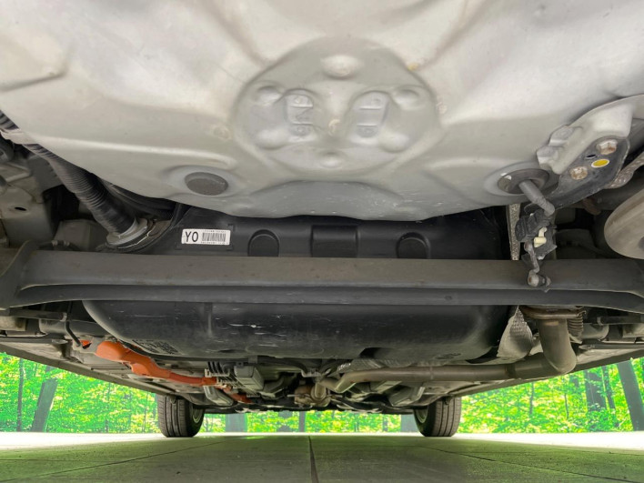 2014 Toyota Aqua DAA-NHP10 (UW-69f1f7b46f577)[20]