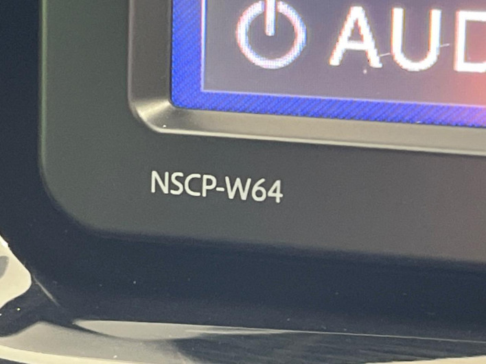2015 Toyota Aqua DAA-NHP10 (UW-69f1f7b49b09c)[14]