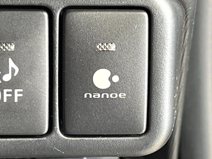 2015 Toyota Aqua DAA-NHP10 (UW-69f1f7b5a4b4b)[26]