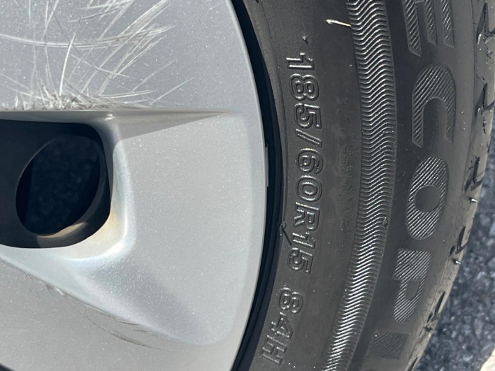 2018 Toyota Aqua DAA-NHP10 (UW-69f1f7b890fe8)[9]