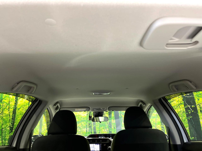 2019 Toyota Aqua DAA-NHP10 (UW-69f1f7b8b4734)[11]