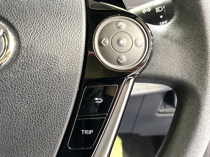 2019 Toyota Aqua DAA-NHP10 (UW-69f1f7b8b4734)[27]
