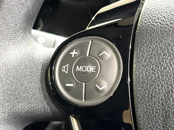 2019 Toyota Aqua DAA-NHP10 (UW-69f1f7b8b4734)[26]