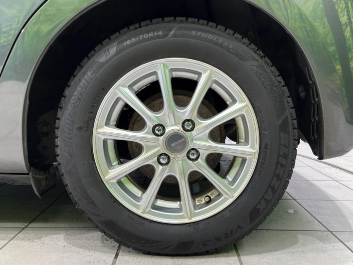 2018 Toyota Vitz DBA-NSP135 (UW-69f1f7bd01afc)[29]