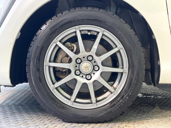 2015 Toyota Sienta DBA-NSP170G (UW-69f1f7bd49f3a)[20]