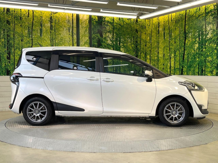 2015 Toyota Sienta DBA-NSP170G (UW-69f1f7bd49f3a)[25]
