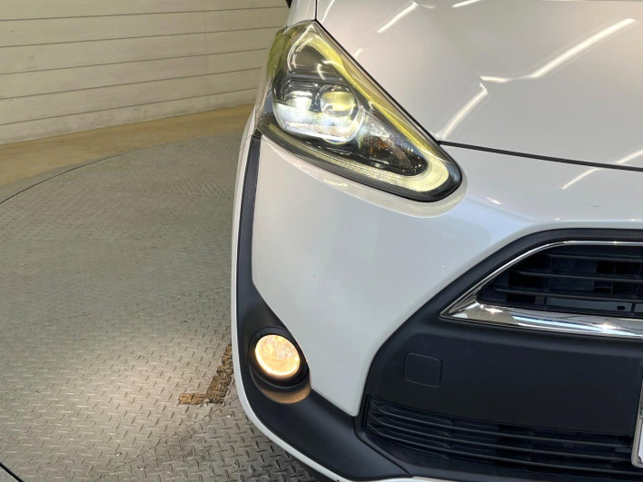 2015 Toyota Sienta DBA-NSP170G (UW-69f1f7bd49f3a)[10]