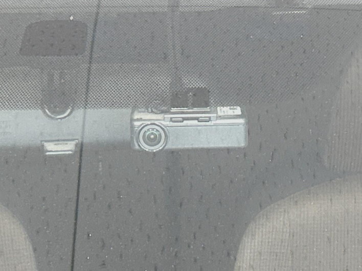 2016 Toyota Sienta DBA-NSP170G (UW-69f1f7bd82e78)[4]