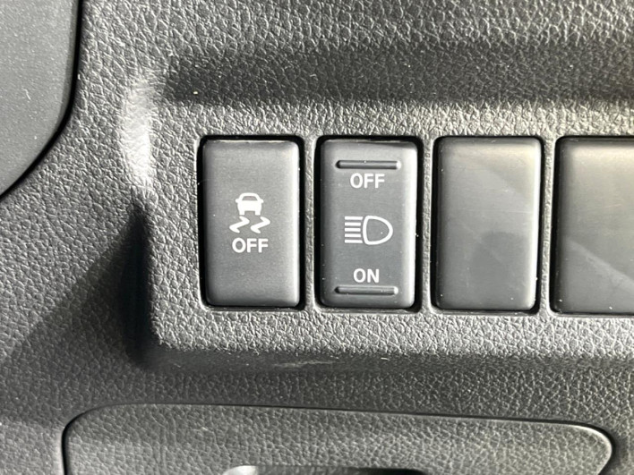 2012 Nissan X-Trail DBA-NT31 (UW-69f1f7bf9e11c)[12]