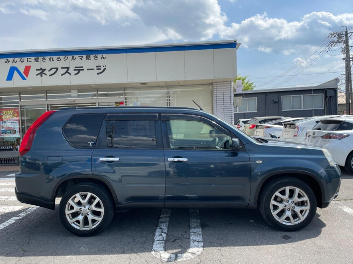 2013 Nissan X-Trail DBA-NT31 (UW-69f1f7bfdd800)[17]