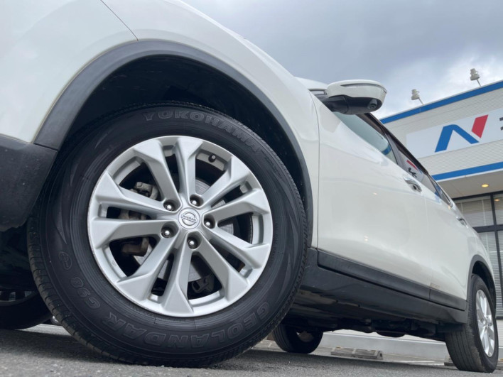 2016 Nissan X-Trail DBA-NT32 (UW-69f1f7c162bb9)[14]