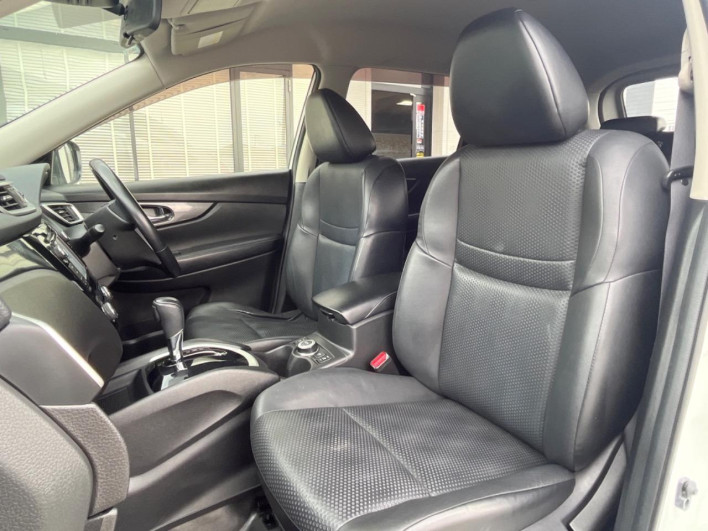 2016 Nissan X-Trail DBA-NT32 (UW-69f1f7c162bb9)[26]