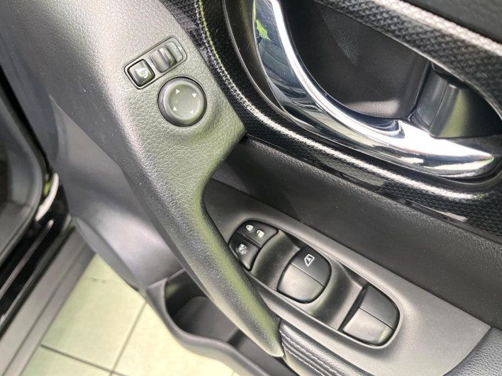 2017 Nissan X-Trail DBA-NT32 (UW-69f1f7c1b8897)[26]