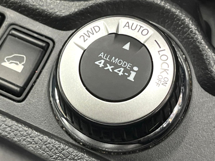 2016 Nissan X-Trail DBA-NT32 (UW-69f1f7c3bfc07)[12]