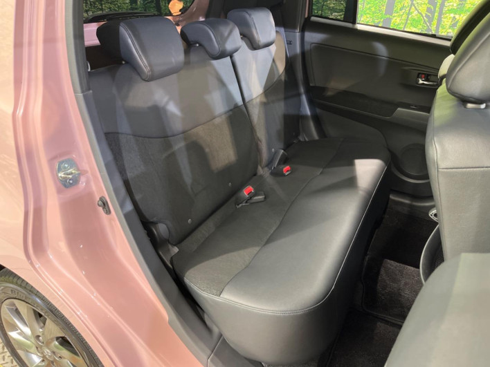 2015 Toyota bB CBA-QNC21 (UW-69f1f7c615f55)[13]