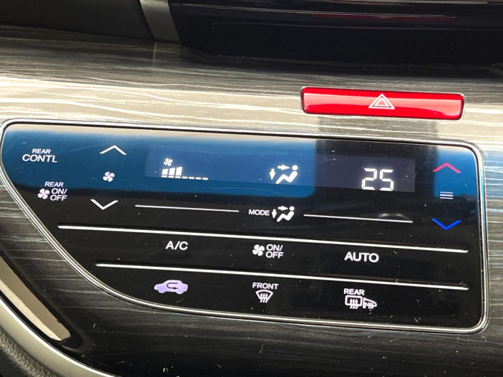 2015 Honda Odyssey DBA-RC1 (UW-69f1f7c632dac)[10]