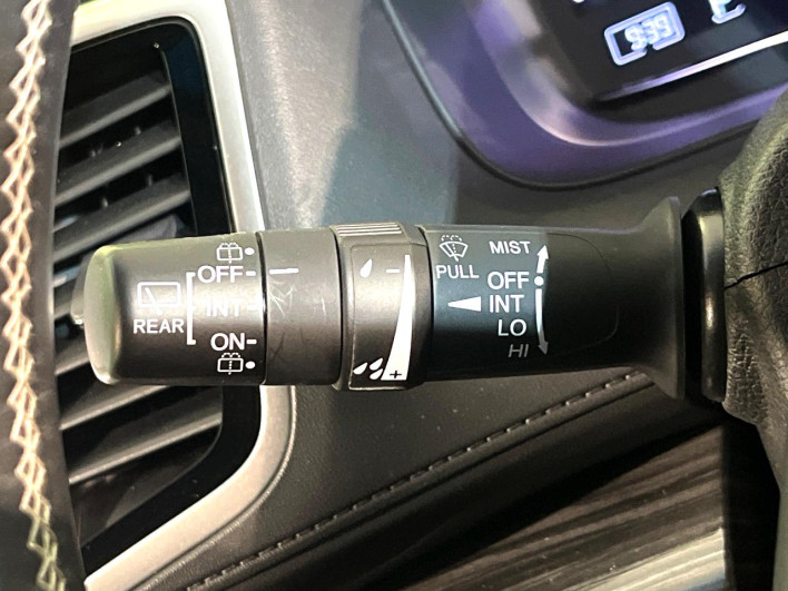 2016 Honda Odyssey DBA-RC2 (UW-69f1f7c6d92bf)[28]