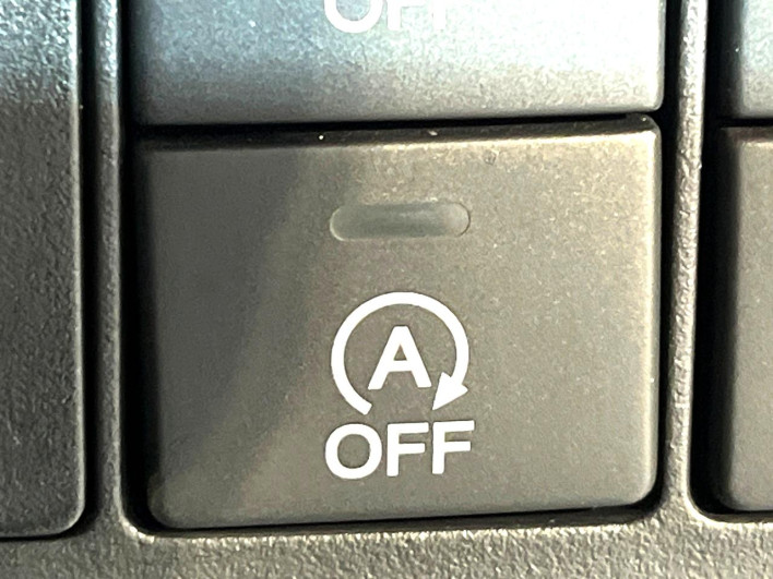 2016 Honda Odyssey DBA-RC2 (UW-69f1f7c6d92bf)[15]