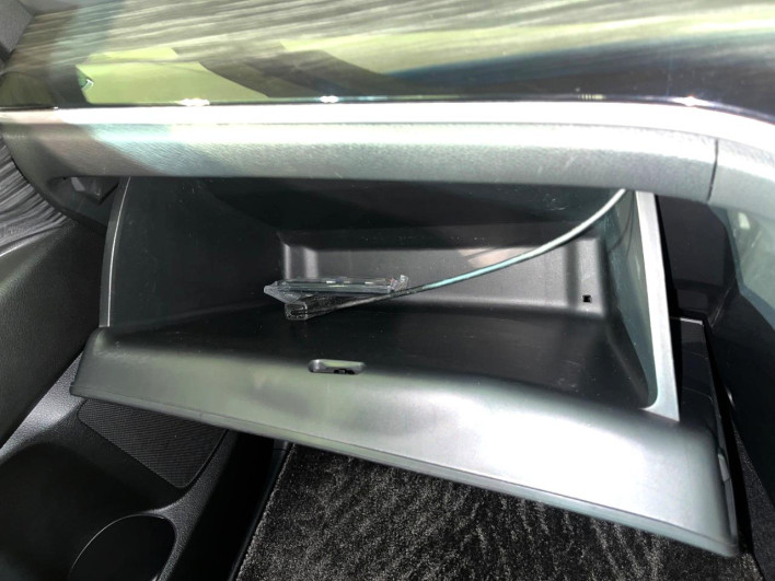 2016 Honda Odyssey DBA-RC2 (UW-69f1f7c6d92bf)[22]