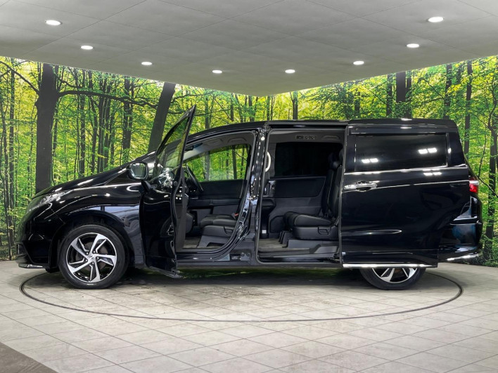 2017 Honda Odyssey DBA-RC2 (UW-69f1f7c7b3dc2)[22]