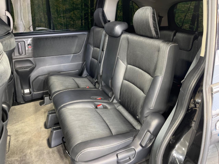 2017 Honda Odyssey DBA-RC2 (UW-69f1f7c7b3dc2)[24]