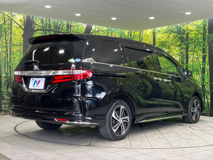 2017 Honda Odyssey DBA-RC2 (UW-69f1f7c7b3dc2)[18]